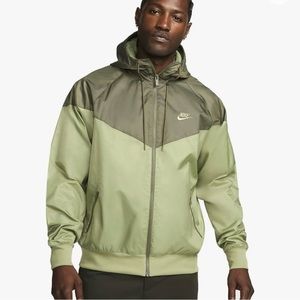 NWT Nike Sportswear Windrunner Men's Windbreaker Jacket Sz M